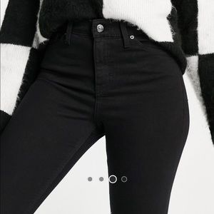 Topshop Jamie jeans in black NWOT!